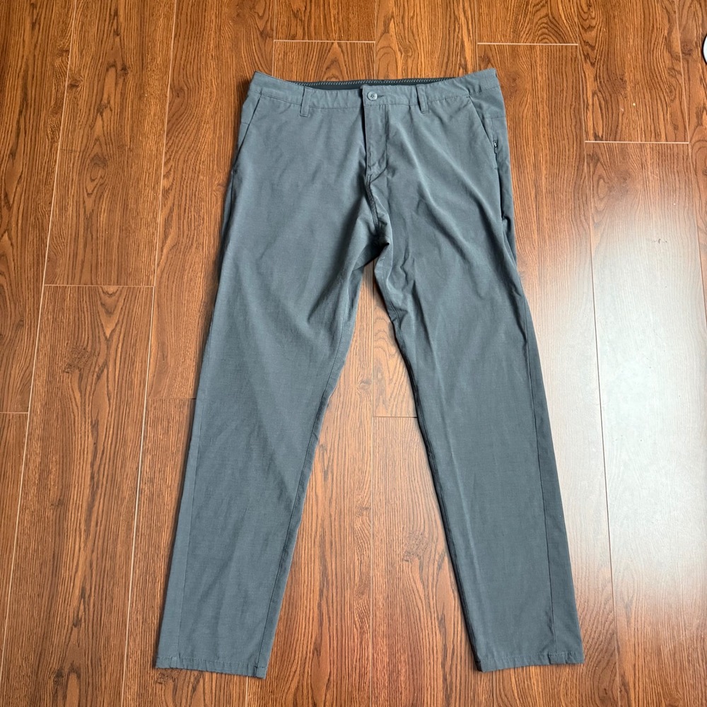 Vuori Meta Pant Mens 36 Charcoal Gray Performance Stretch Chino V431